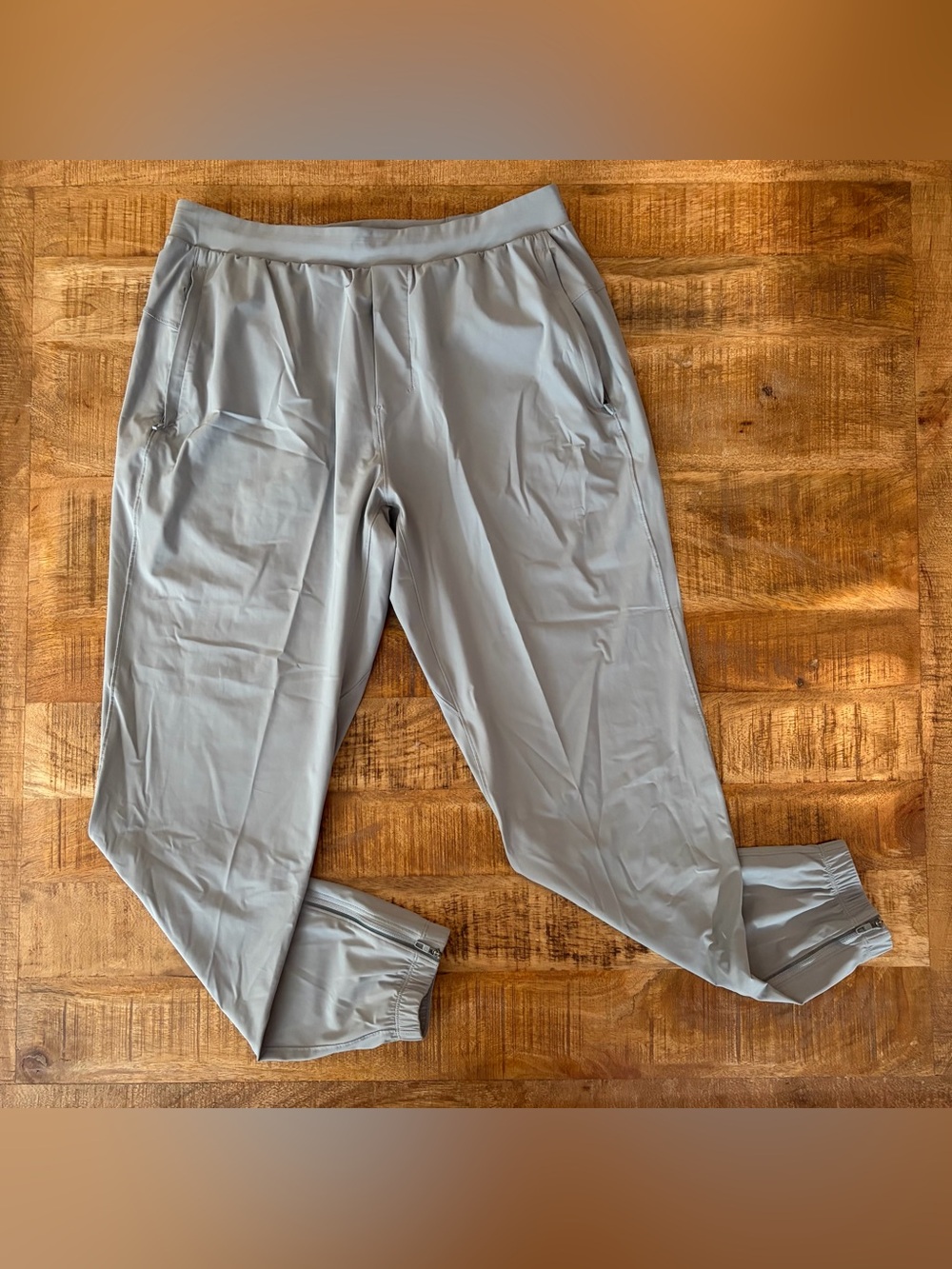 Lululemon Surge Joggers 29”